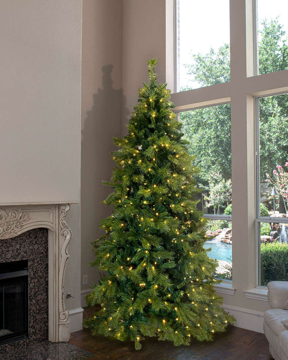 Mixed Glow Warm White LED Pine Tree, 9'
